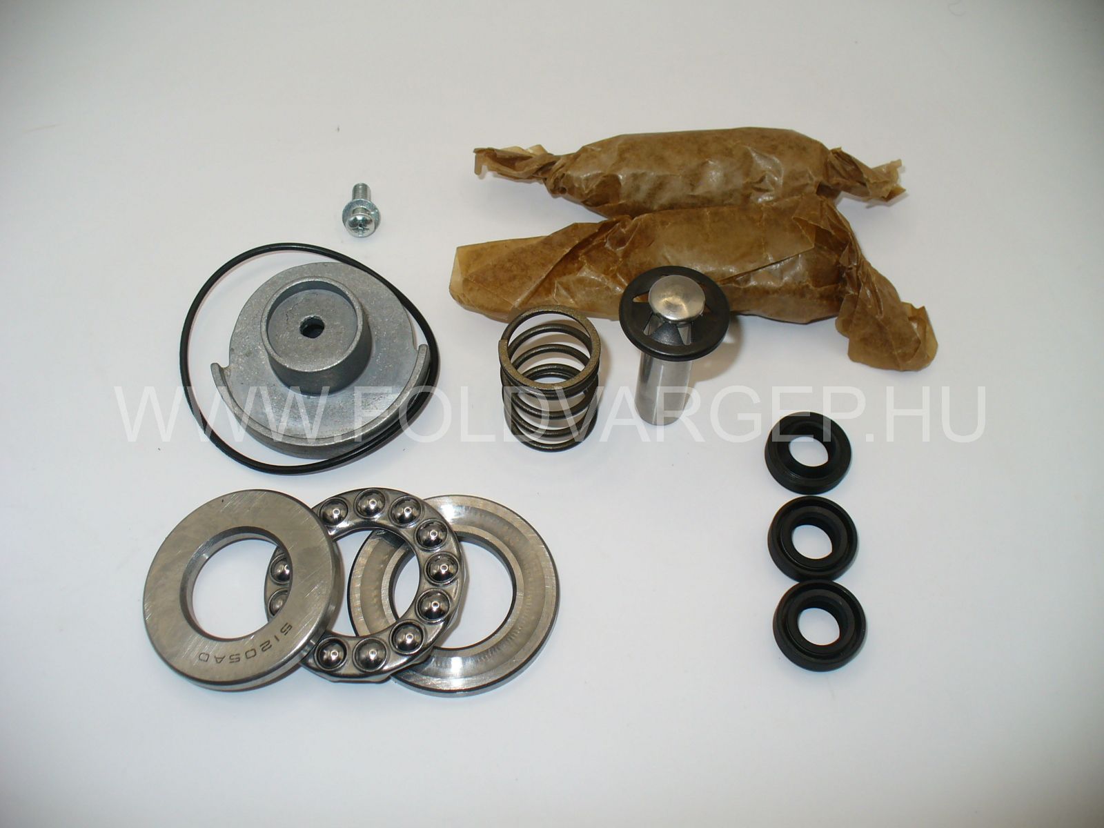 Dugattyú + tömítés készlet HW112 termék fő termékképe